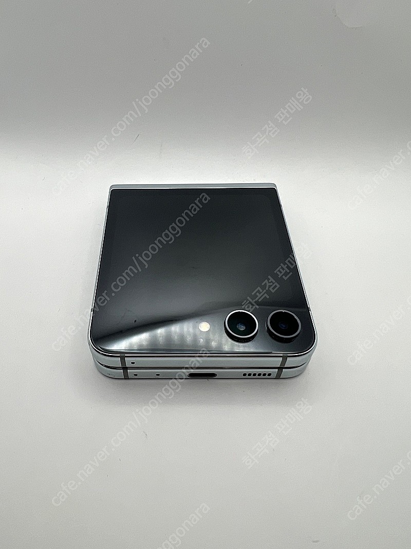 삼성 갤럭시 Z플립5 512G 민트색상 54만원에 판매합니다.