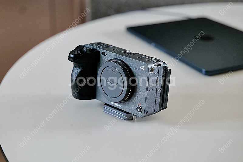 소니코리아 정품 Sony FX3 풀박스 팝니다 (23년...--0
