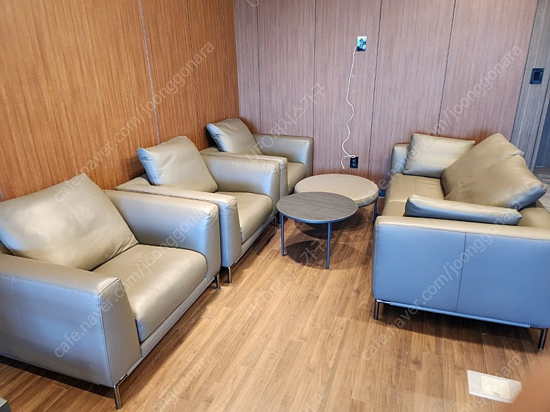 퍼시스 천연가죽 소파 CS2100 6인용 소파,쿠션, 테이블 세트(사무실,사무용) 이미지