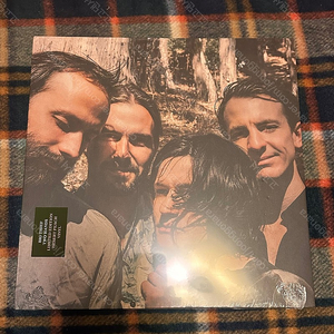 빅 시프 ﻿Big Thief – Two Hands LP