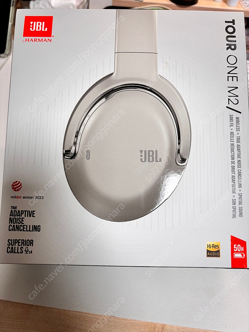 JBL tour one m2 헤드폰