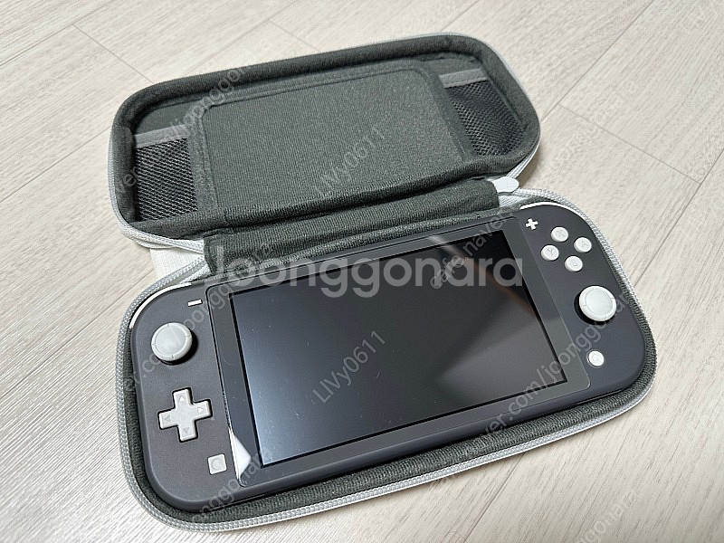 닌텐도 스위치 라이트--0