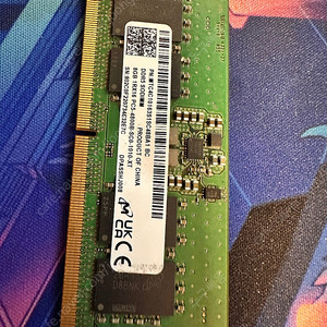 DDR5 8G 4800 노트북 메모리 판매합니다.