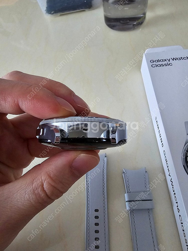 (47mm) 갤럭시워치6 클래식 실버 팔아요--0