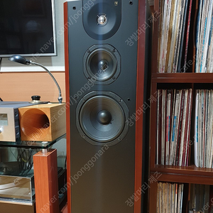 JBL L80