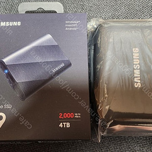 삼성전자 외장 SSD T9 4TB 블랙 국내정품 (미개봉) 파우치포함