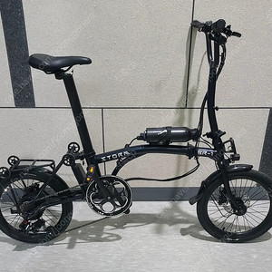 스톰BR 전기자전거 유사브롬톤 접이식 14Ah 배터리 시마노 유압 브레이크 7단 전기자전거 팝니다.