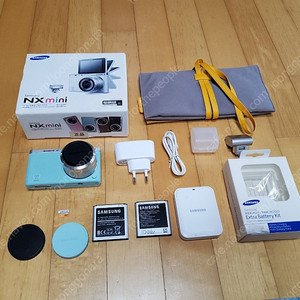 삼성 nx mini 디카 카메라(풀박스, 배터리 2개)