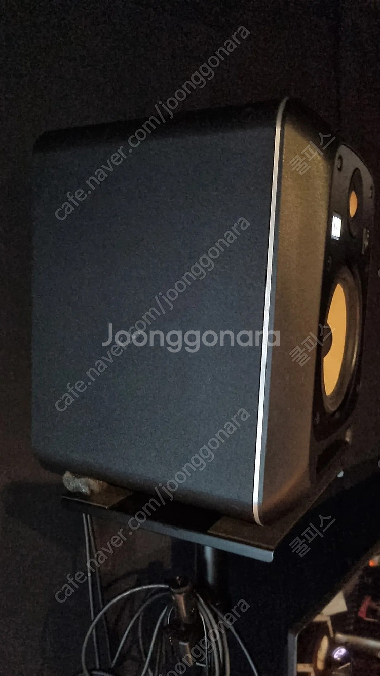 KRK V6 S4 스피커 1조 판매--3