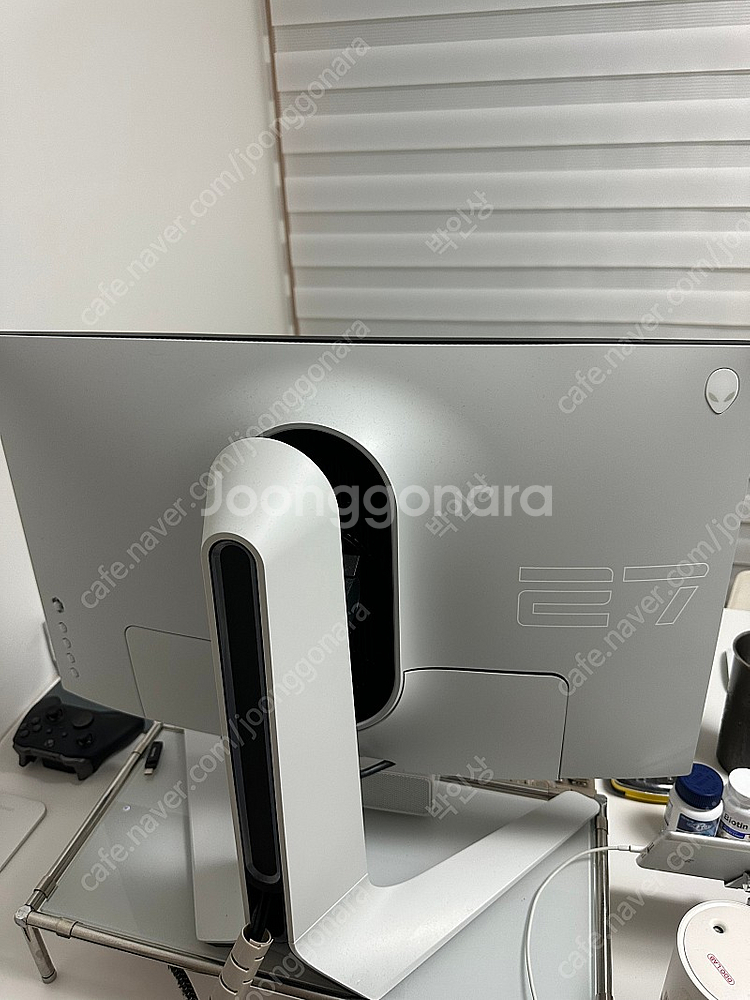 델 에일리언웨어 모니터 판매합니다.(aw2720HF 2...--1