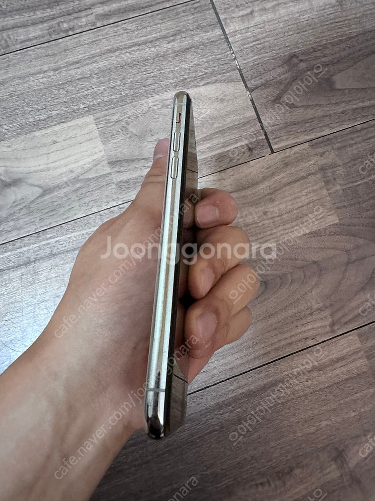 아이폰xs 256gb 실버(무음) 판매합니다.(하자 있...--3