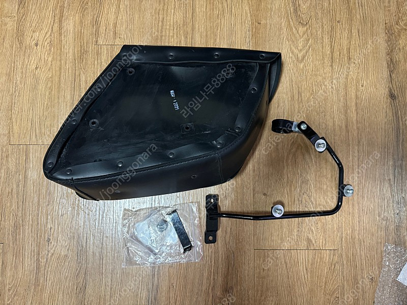 할리 스포스터 아이언 포티에잇 슈퍼로우 순정 새들백 사이드백 검정--1