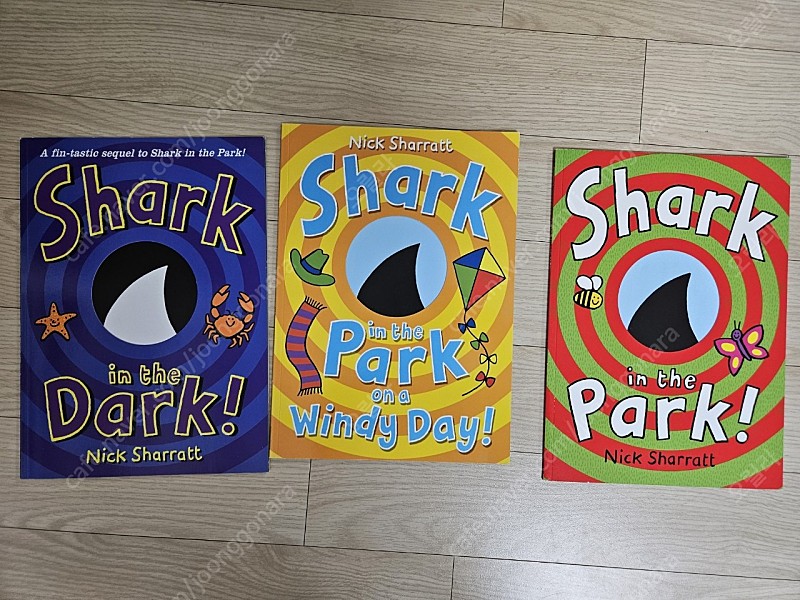 nick sharratt 의 shark 시리즈