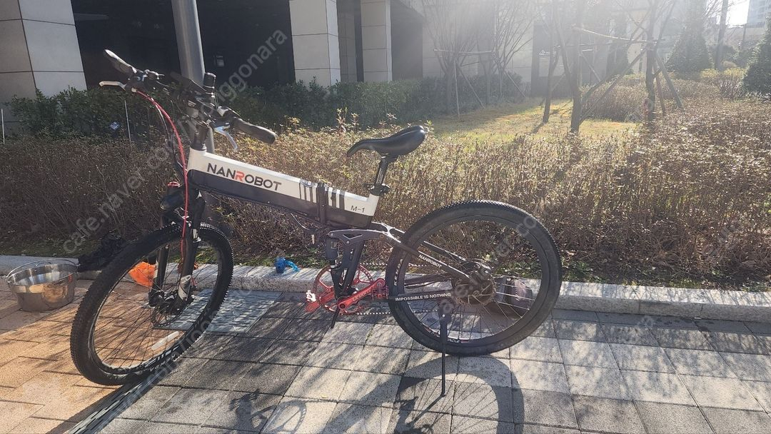 난로봇 M1 힘좋은 전기자전거..--6
