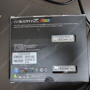 G.SKILL DDR4-3200 CL16 TRIDENT Z RGB 32gb (16g x 2) 판매합니다