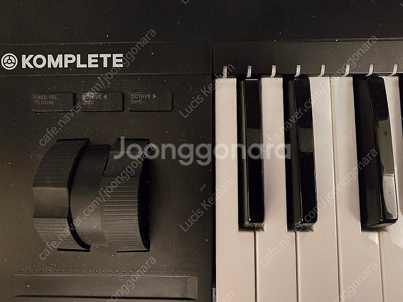 NI Komplete Kontrol S49 MK2 팔아...--1