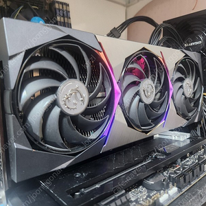 rtx3080ti 슈프림 판매합니다 택포 필독