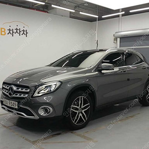 벤츠GLA클래스 X156 GLA220 프리미엄@중고차@중고차매입@전액할부@저신용자@신불자@소액할부@현금@카드 전부 가능합니다!