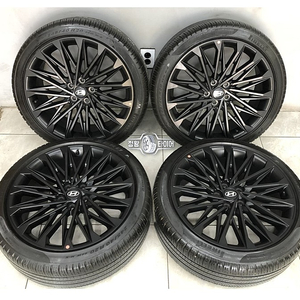 그랜저GN7 20인치 블랙잉크 임판 휠타이어 피렐리 피제로 올시즌 245/40R20 EQ900