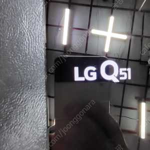 lg q51 스마트폰 팝니다