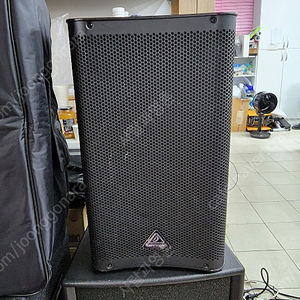 베링거 DR112 DSP 액티브 스피크 1200W 1통 - 25만원