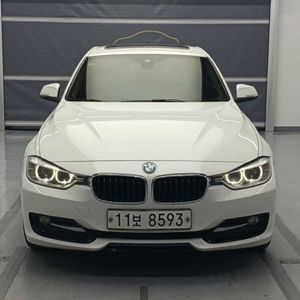 [BMW]3시리즈 (F30) 320d M 스포츠 l 2015년식 l 164,088km l 흰색 l 1,020만원 l 이재성