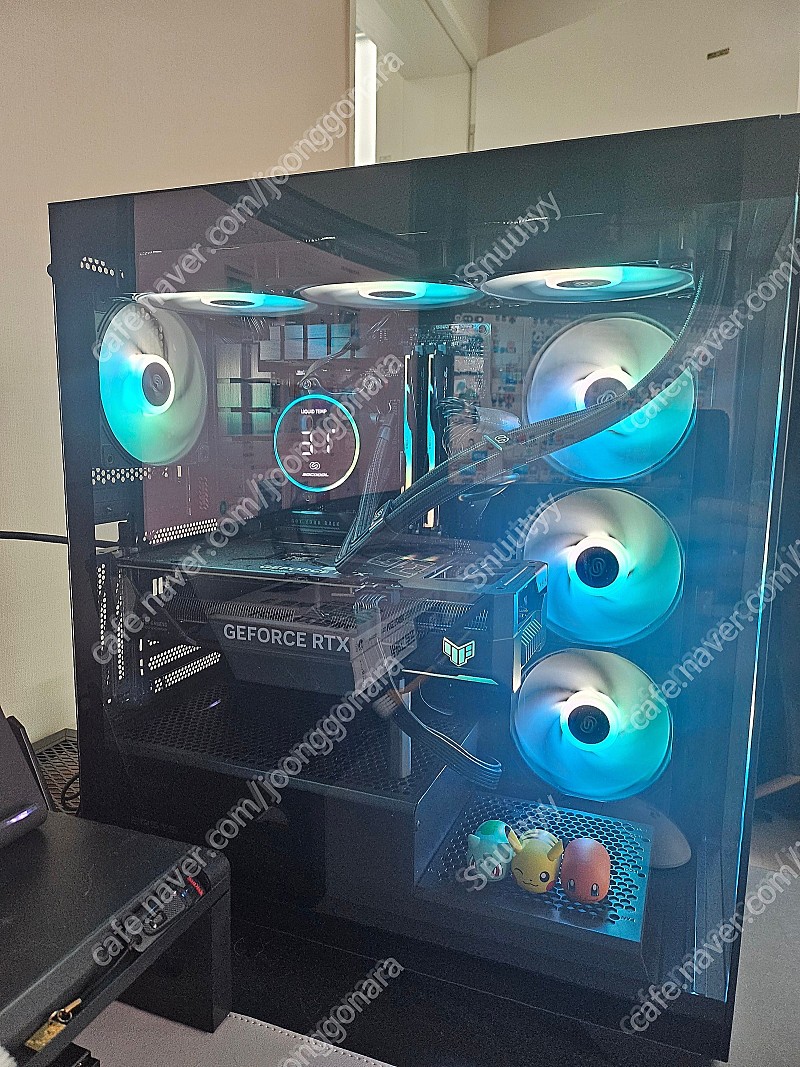 4070Ti Super + 7800X3D 게이밍 컴퓨터