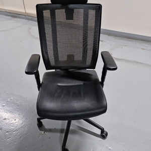 [판매] 프로맥스 사무용 의자 50여개 판매합니다.