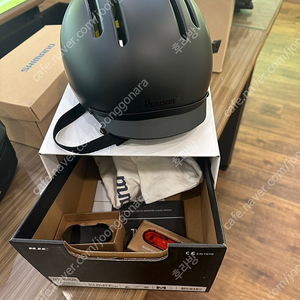 따우전드 챕터 헬멧 블랙 M 사이즈 판매