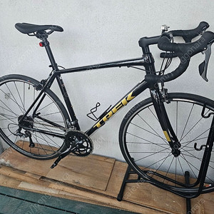 24년식 트렉 도마니 AL2 림브레이크 로드자전거 판매
