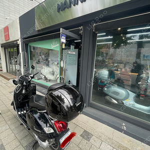 베스파 GTS125 HPE 22년식 블랙 판매