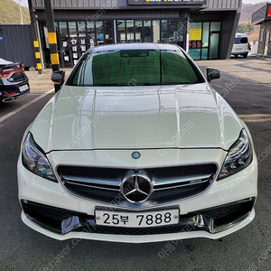 CLS 63 amg w218 흰색