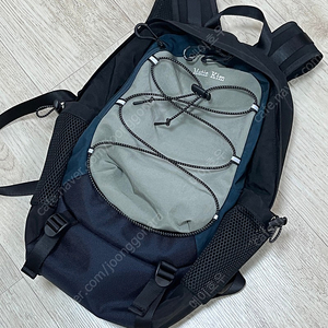 마뗑킴 스트링 유틸리티 백팩 카키(matin kim String Utility Backpack khaki)