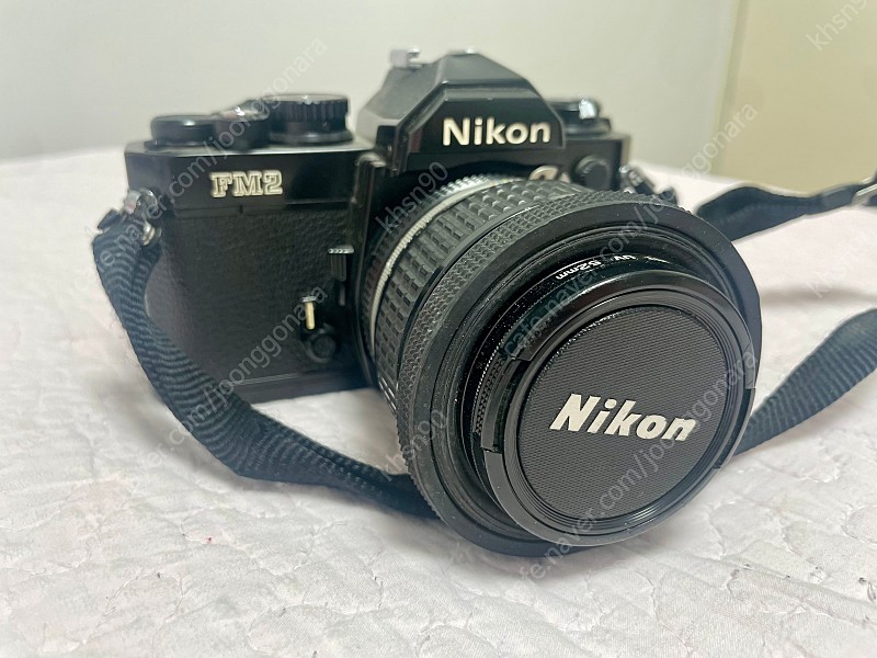 니콘 fm2 필름카메라 블랙 바디 + 50mm, 스트로보 팝니다