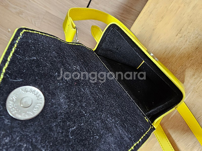 RAVENTEARS 레이븐티얼스 선글라스 케이스--3