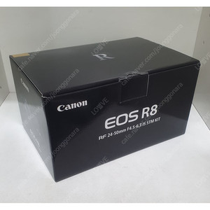 캐논정품 EOS R8 + 24-50 렌즈 KIT 미개봉 새상품 팝니다.