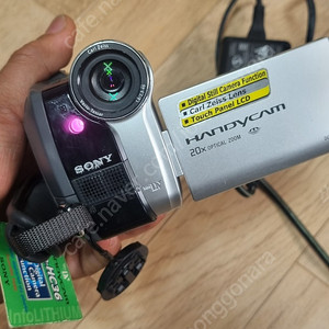 SONY - 빈티지 핸드캠코더 (DCR-HC36) 판매합니다.