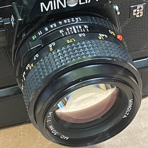< 오리지널 컨디션 > 올드스쿨 미놀타 ( x-700 x-300 ) MINOLTA MD 50.4 50mm f1.4 표준렌즈