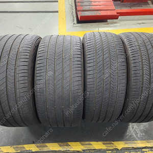 245/45R18 275/40R18 520D 18인 중고타이어