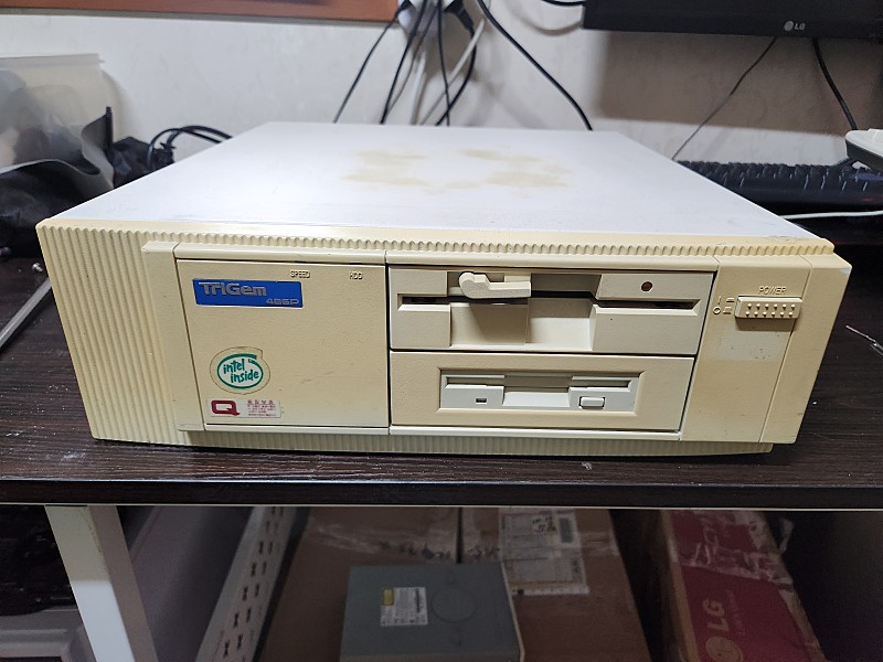 오래된 컴퓨터, 레트로 PC, 옛날 컴퓨터, 486 컴퓨터 팝니다.
