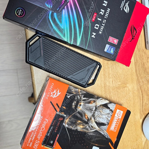 ASUS ROG STRIX ARION 외장케이스 + firecuda530 1테라 일괄