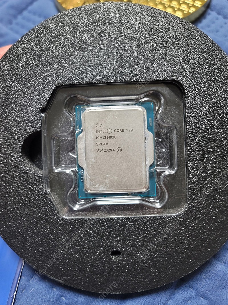 인텔 cpu i9 12900k 팝니다