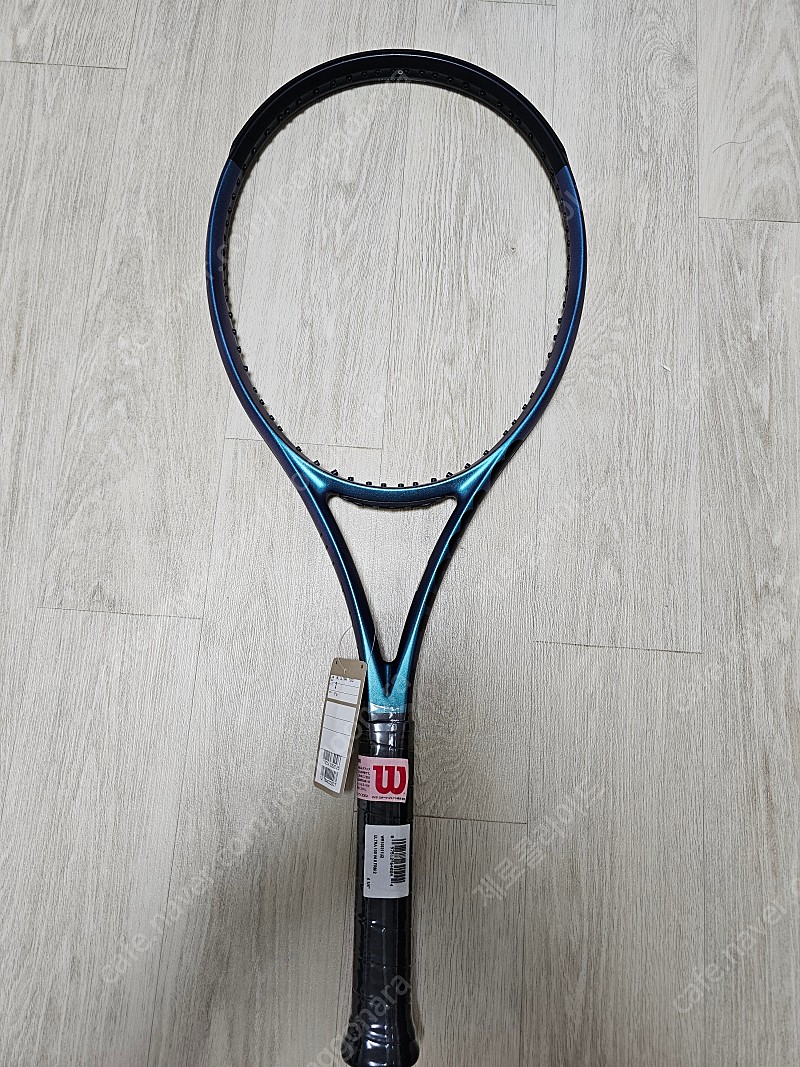 윌슨 울트라 v4 300g 테니스 라켓 (새상품)