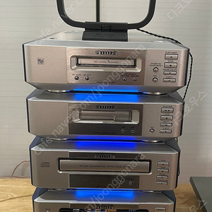 AIWA 아이와 5단 미니 컴퍼넌트 태입녹음 CD 튜너 AUX 4가지 기능정상 세련된 디자인 160w 스피커 한조 포함