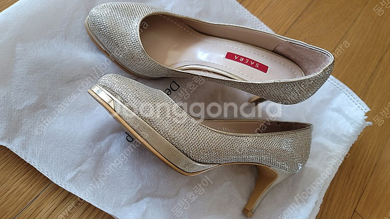 세라 소가죽 반짝반짝 펄 구두 굽5cm 사이즈240--3