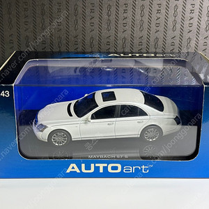오토아트 1:43 마이바흐57s