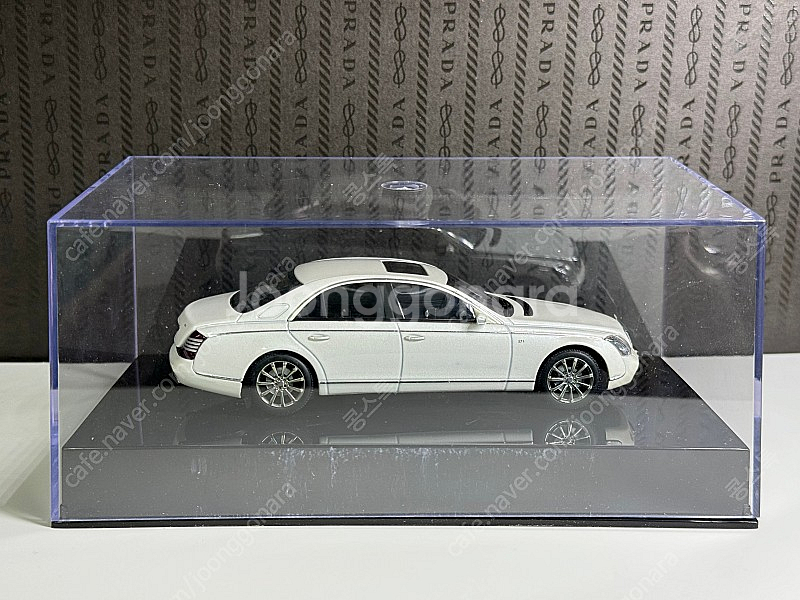 오토아트 1:43 마이바흐57s--2