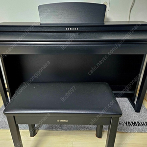 (24년3월 구입)야마하 CLP-725 디지털피아노 거의새것(정품헤드셋, 방음매트 증정)-가격내림