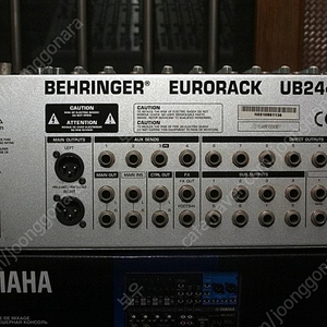 오디오믹서 사운드그라프트 EPM6, 베링거 US2442FX-Pro