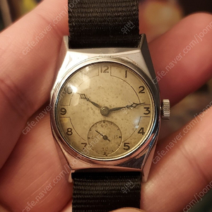 Tavannes 40년대 tonneau 빈티지 아르데코 시계